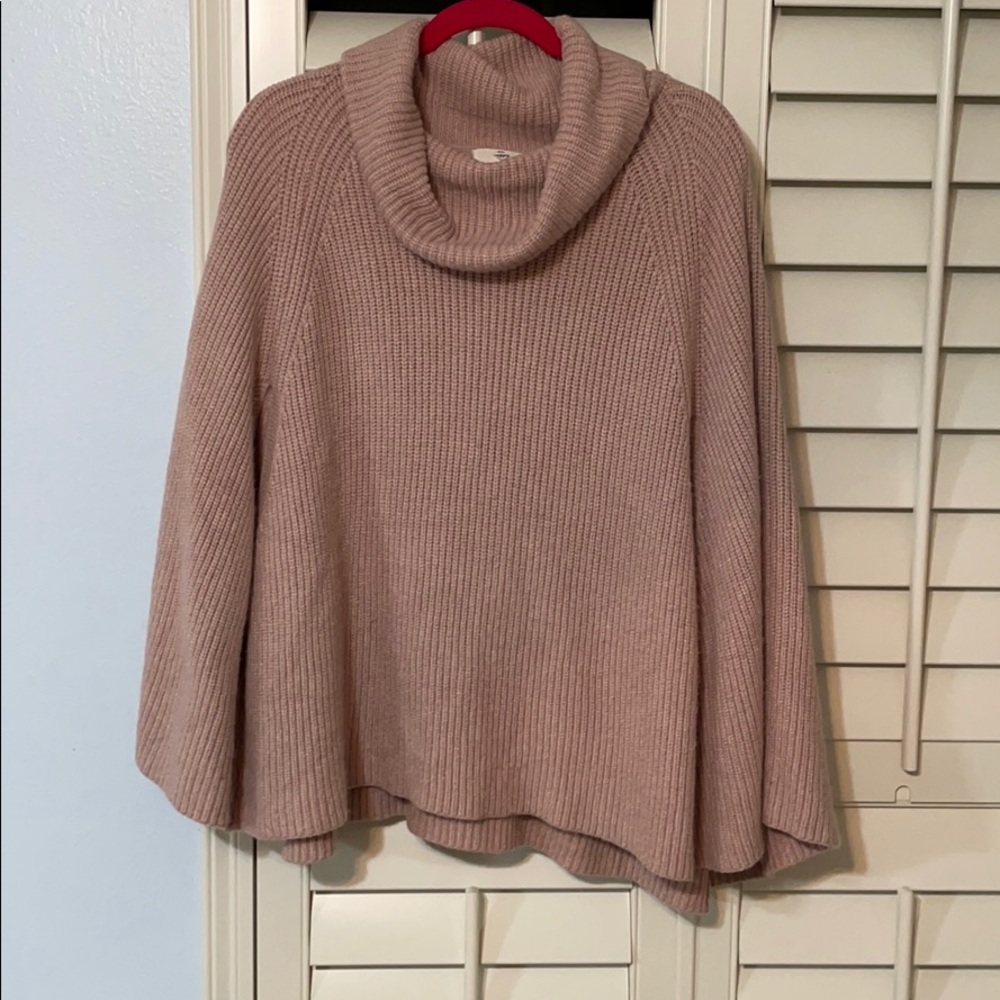 Entro brand pink cape size s/m